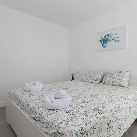 Apartment En Sotomar La Carihuela Torremolinos